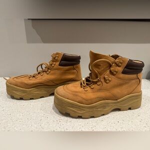 Steve Madden Tan and Brown Boots